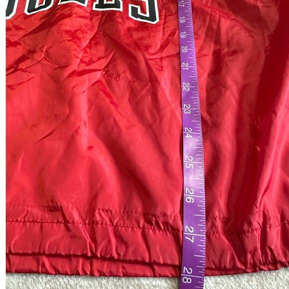 Vintage NBA Chicago Bulls Black and Red Quarter Snap Front Windbreaker Size M - Picture 7 of 9